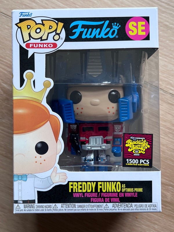 2022 Funko Pop Freddy Blacklight Battle LE 1500 SDCC Fundays Optimus Prime