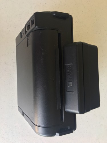 Vintage 1984 Kodak Trimprint Instant Camera 940 with Flash HS144-10