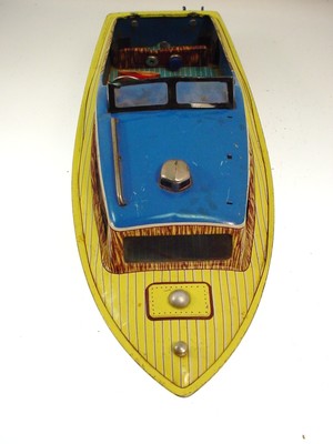 VINTAGE JAPAN BATTERY OPERATED TIN TOY SPEED BOAT SEA QUEEN CRUIS ALONG