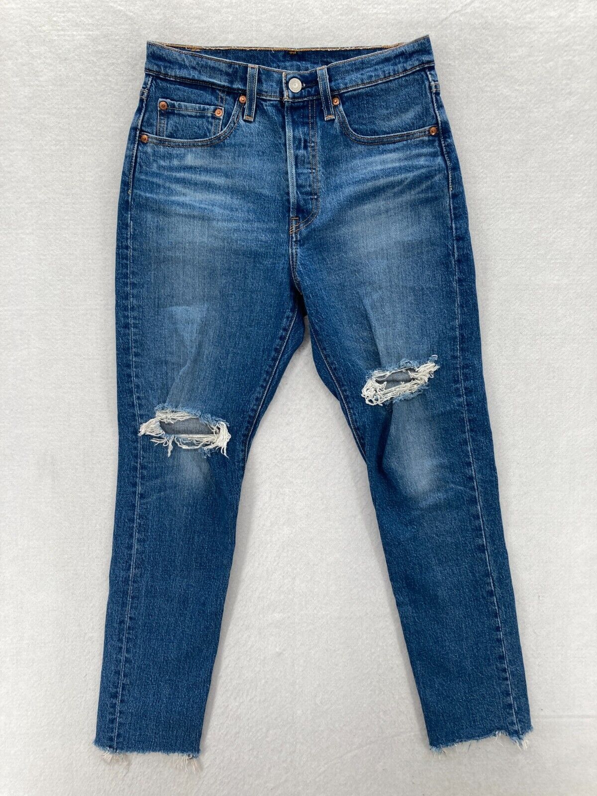 Levi's 501XX Women's 26x28 Medium Wash Blue Distressed Denim Levi's 501XX Women's 26x28 Medium Wash Blue Distressed Denim