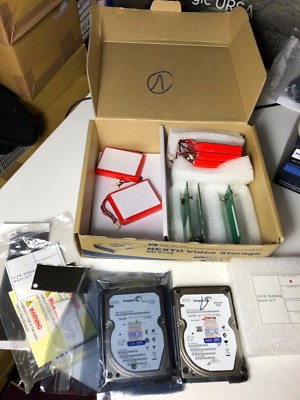 1 NEXTO DI NVS2500 Video Storage Kit 2 HDD (750gb/320Gb) + Jog Switch +3 Battery