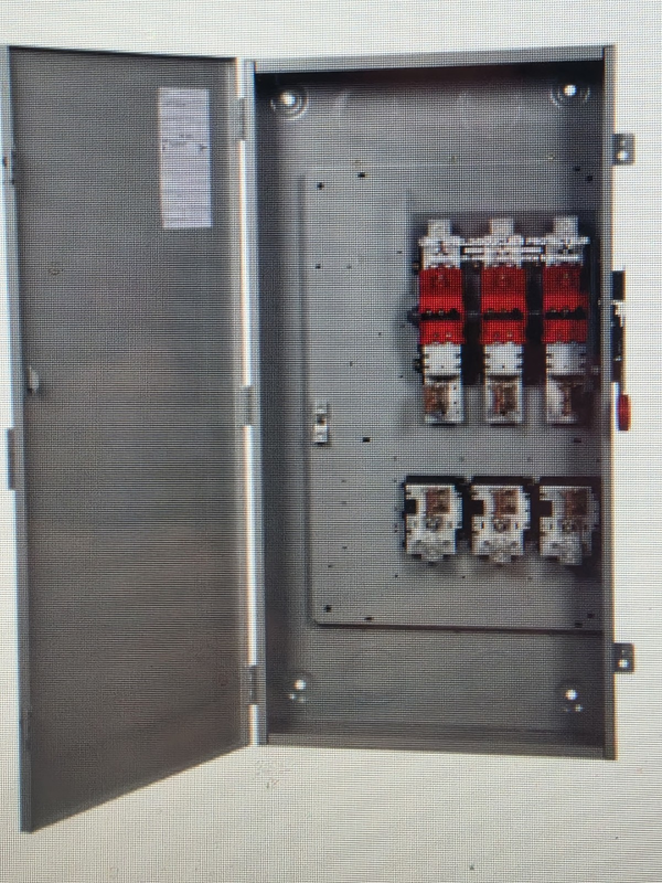 1 Cutler-Hammer DH325FGK Safety Disconnect Switch 400A 3P 240V NEMA 1 Fusible