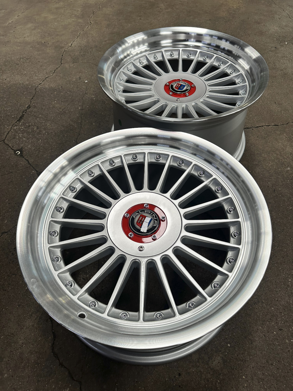 New 17x8J 17x9J Alpina Classic Design 4x114.3 (4 Wheel) Fit New 17x8J 17x9J Alpina Classic Design 4x114.3 (4 Wheel) Fit
