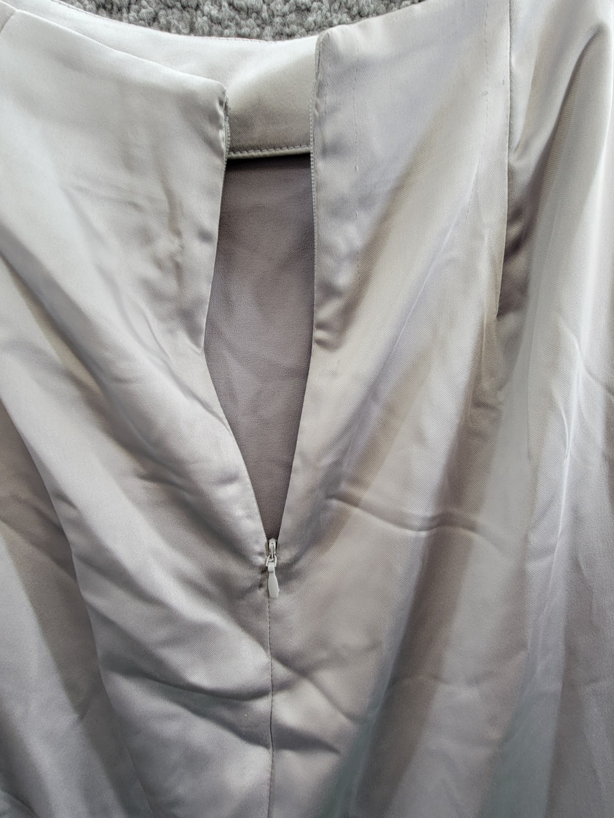 Steve Madden Lucille Satin Asymmetrical Hem Midi Skirt Women's XS Ash Grey - Picture 11 of 16