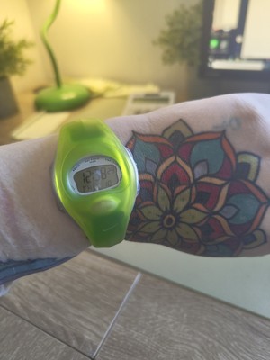 NIKE TEMPEST Ⅲ　ナイキ　腕時計　イエロー Nike Tempest III Digital Voltage Sports Watch 7-701 Adult