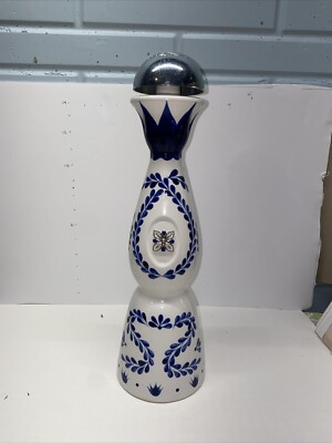 Clase Azul Reposado Tequila Ceramic Bottle / Hand Painted / 750 ml / Empty New