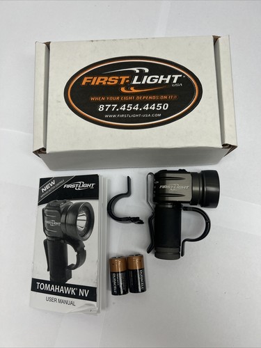 Tomahawk NV Tactical Lightファーストライト製トマホーク Tomahawk NV Tactical Light ファーストライト製トマホークNV
