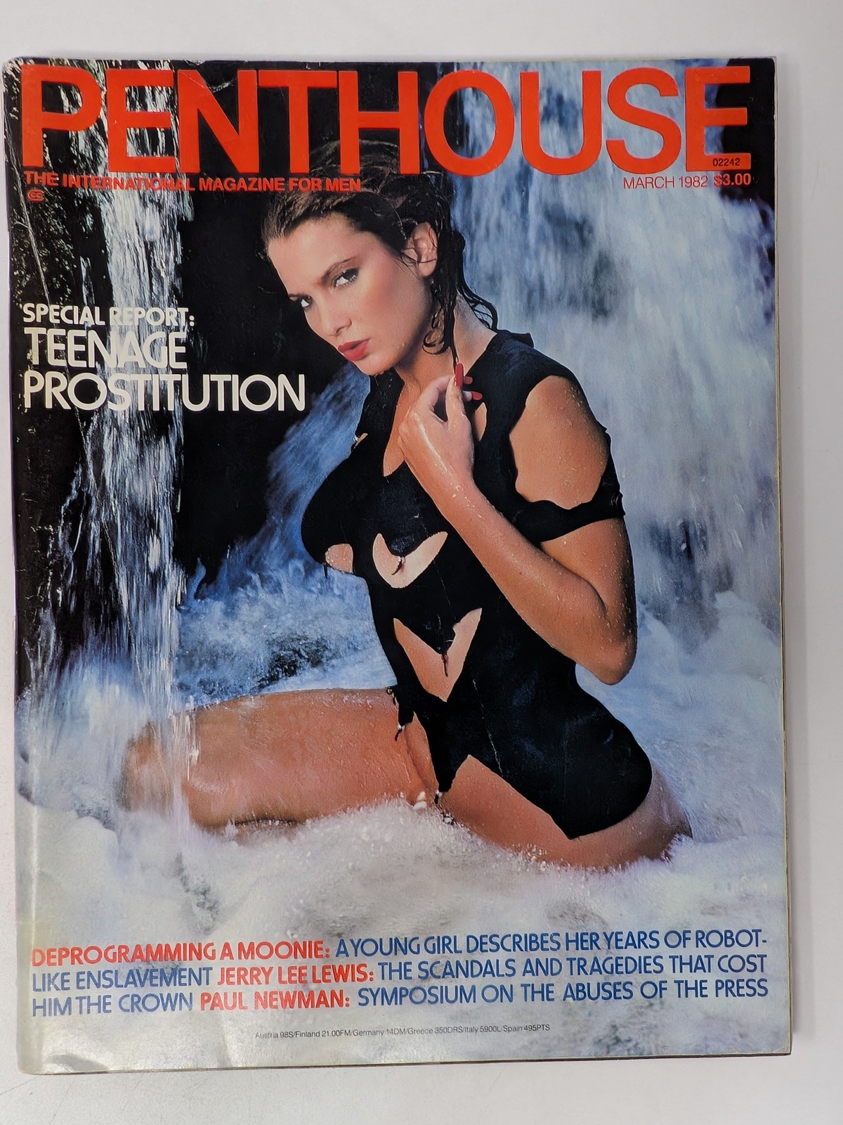 Penthouse Magazine March 1982 🔥 Pet Sharon Axley 🔥 Carla Russell 🔥 B