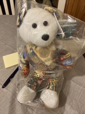 2006 Gallery Treasures 'Gold Coin Bear' w/5 Gold Color State Quarters.