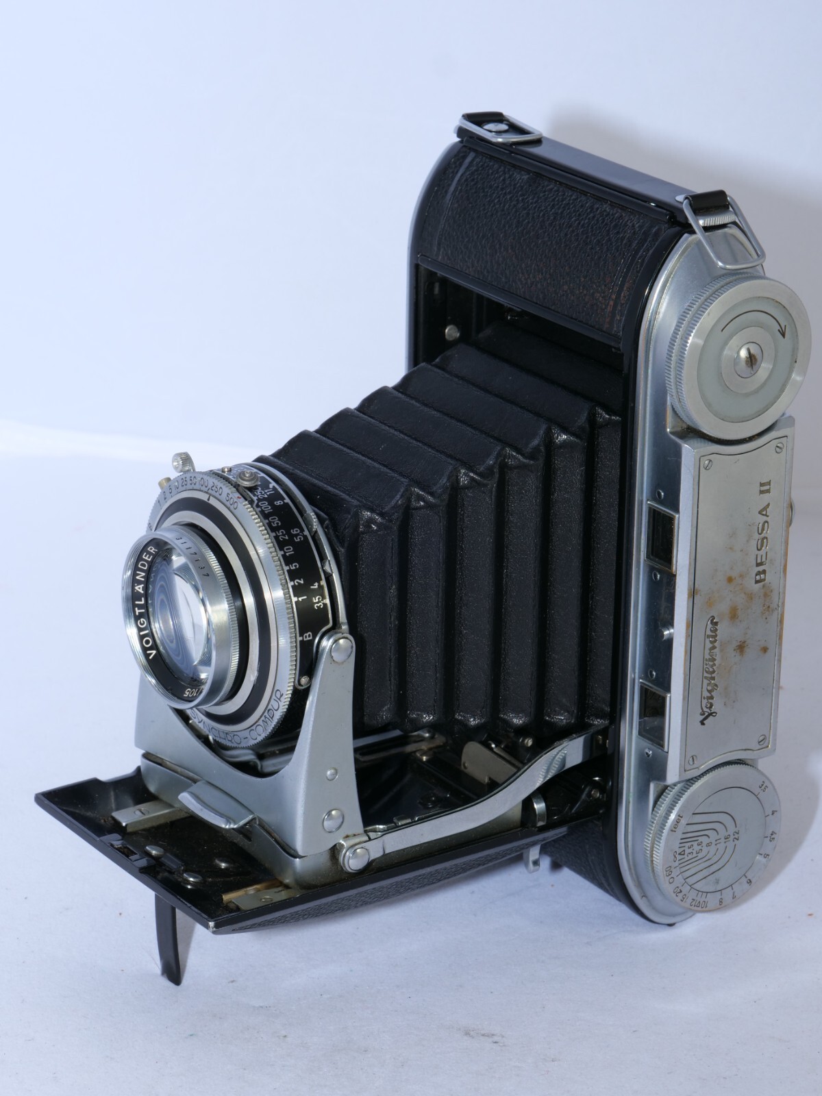 Voigtlander BESSA II 6x9cm 120 Film Camera. COLOR-SKOPAR Voigtlander BESSA II 6x9cm 120 Film Camera. COLOR-SKOPAR