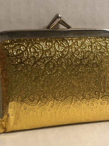 Vintage Sewing Kit Intricate Gold Case Kiss Lock Closure 20+ Sewing Tools