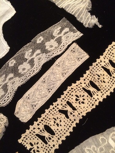 Antique Vintage Lace Scraps Bits Flowers Cutter Salvage Mixed Media