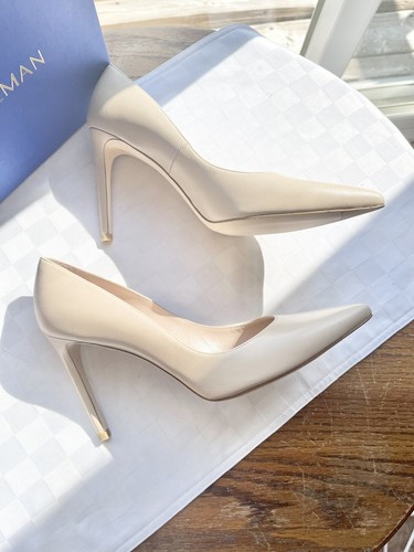 Pre-owned Stuart Weitzman Royal Bambina Nappa Leather Pointed Toe Stiletto Pumps 9m $425 In Beige