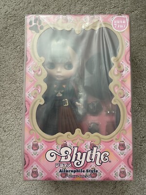 TAKARA TOMY NEO Blythe Shop Limited Ailurophile Style Fashion Doll Toy Girl Cat 