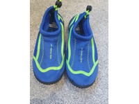 helly webber beach shoes