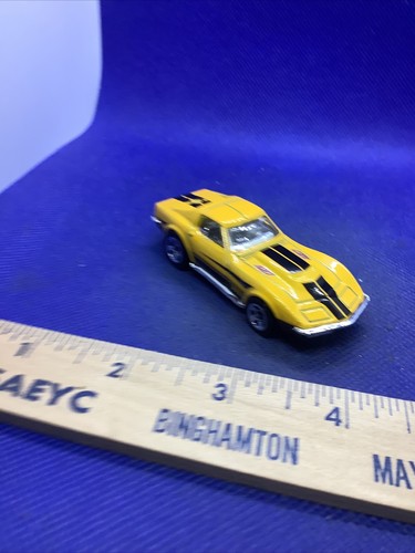 HOT WHEELS  コルベット Amazon.com: Hot Wheels Toy Car, RC C8 Corvette in 1:64 Scale