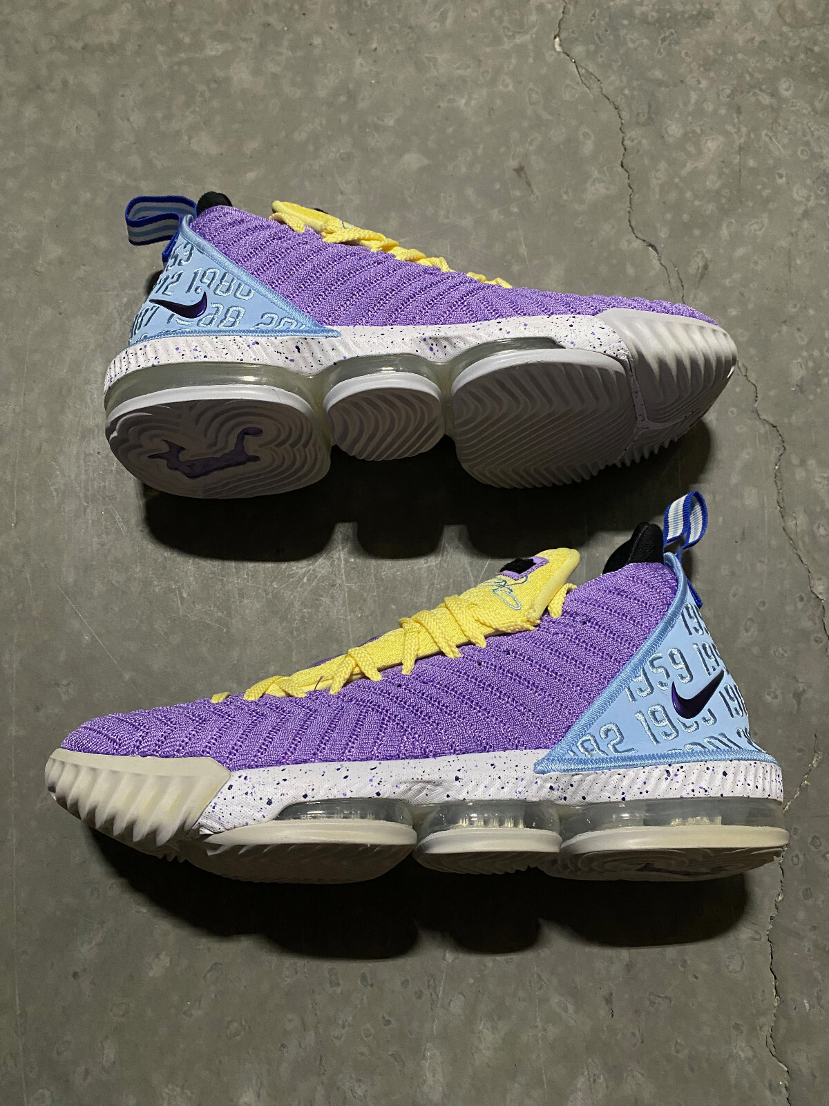 lebron 16 low lakers
