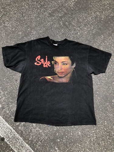 Vintage 2001 Sade Lovers Rock Tour 2001 Tee XXLのeBay公認 Vintage 2001 Sade Lovers Rock Tour 2001 Tee XXLのeBay公認