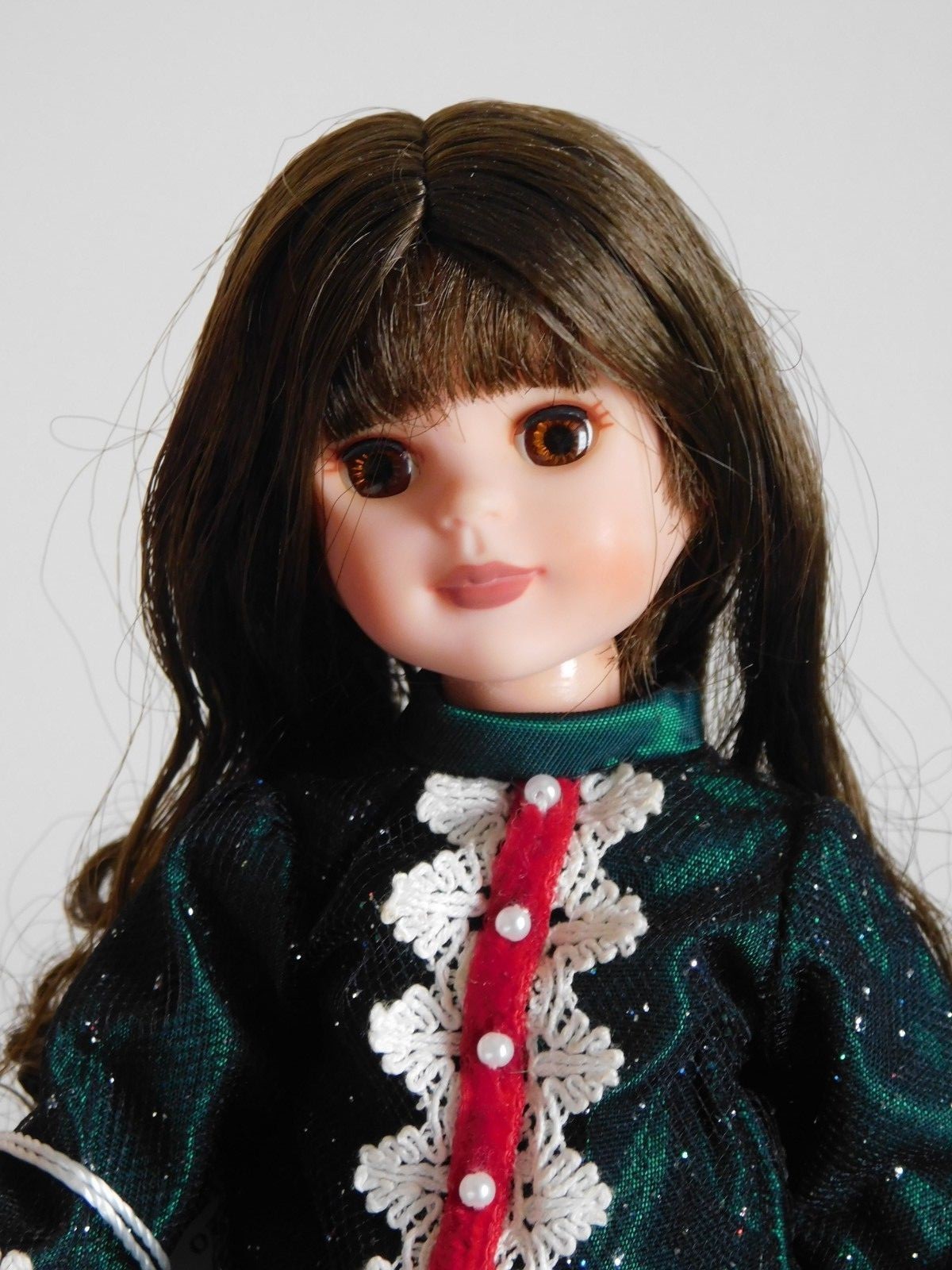 Tonner 1880's CHRISTMAS GIFTSET with doll KRIPPLEBUSH KIDS