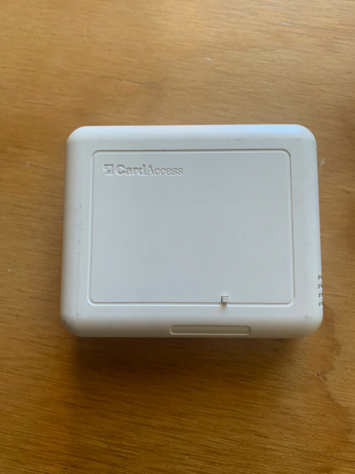 Used Control4 Card Access Wireless Contact Relay ZigBee Extender WCS10-R-ZP