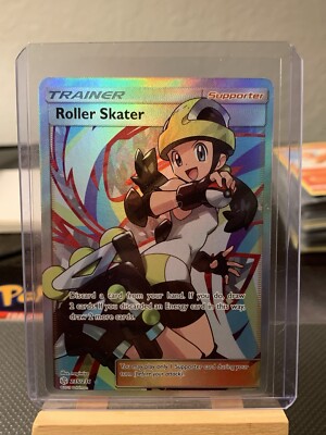 Roller Skater 235/236 Sun & Moon Cosmic Eclipse Full Art  NM