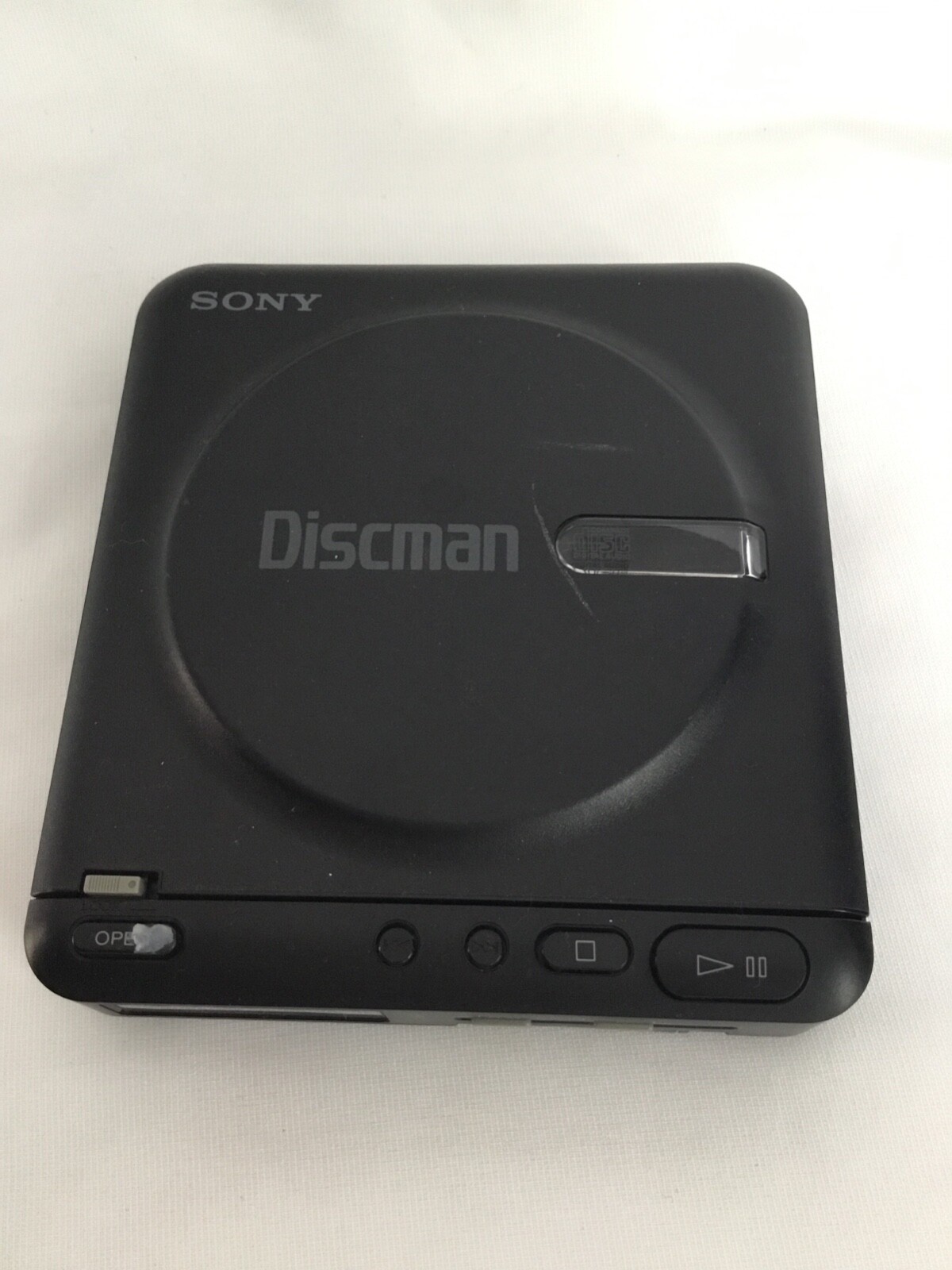 Sony Discman D-20 Parts Only Disc will not turn Vintage As