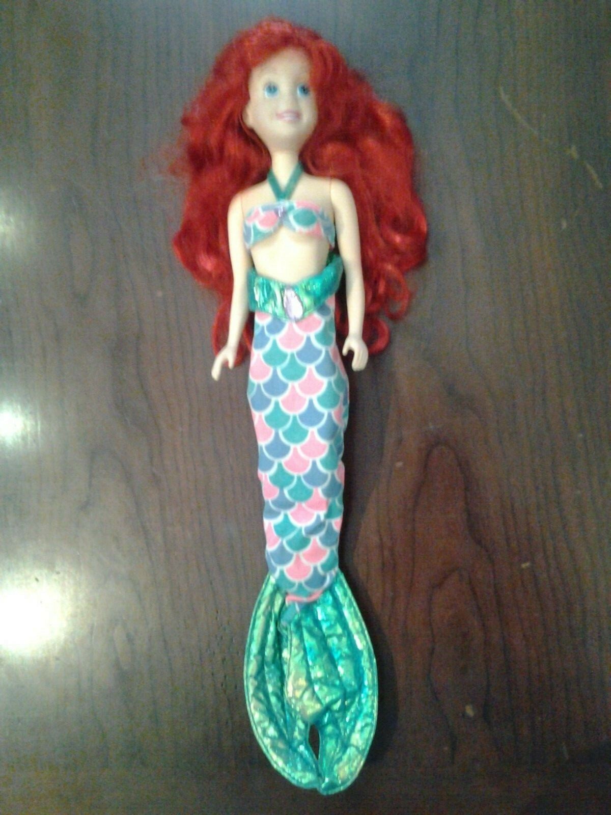 Disney's The Little Mermaid Vintage Singing Ariel Doll RARE WORKS Tyco 18