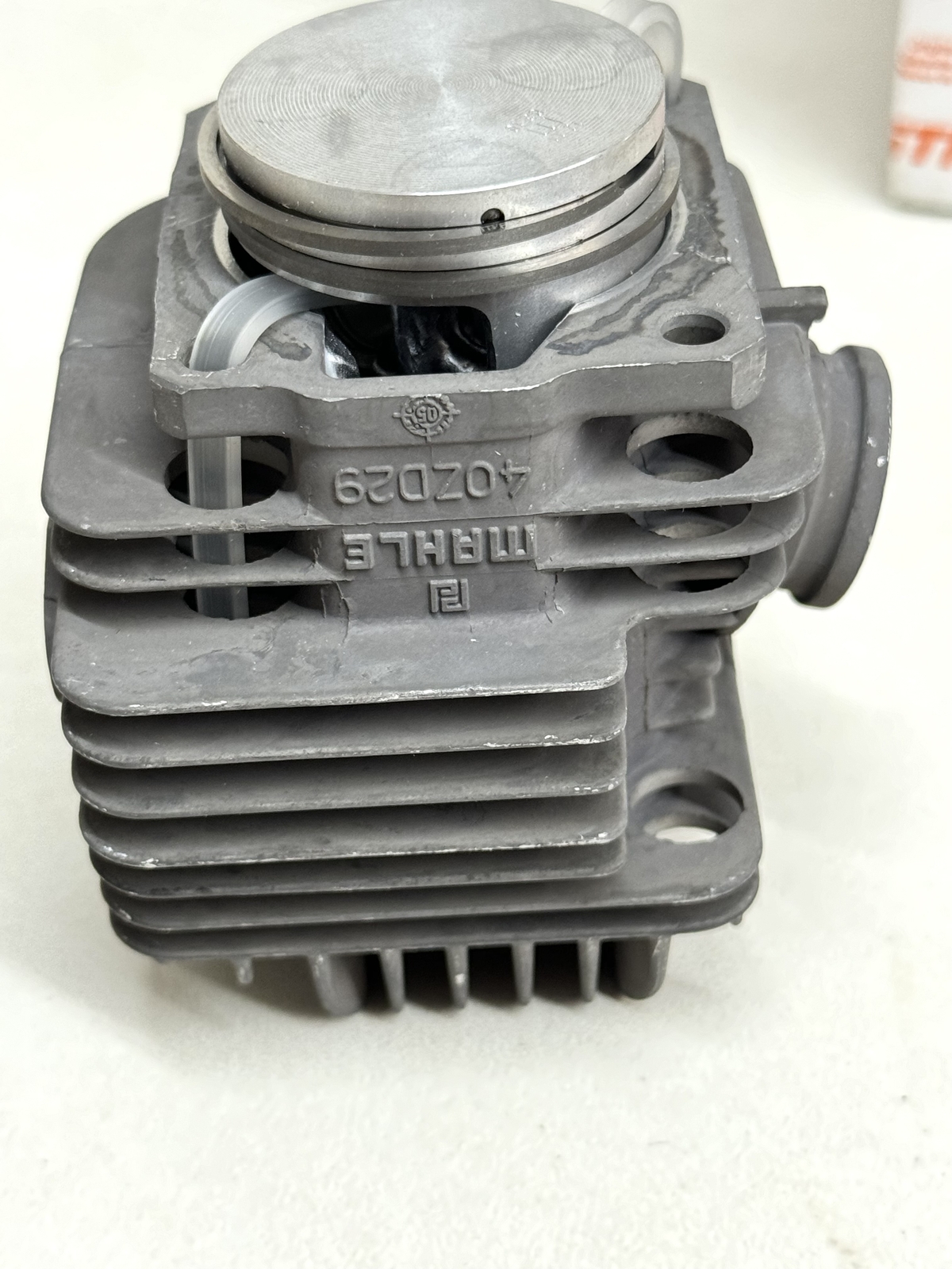 STIHL OEM CYLINDER WITH PISTON KIT 1129 020 1201 FOR 020 T 40mm GENUINE ASSY - Picture 5 of 6