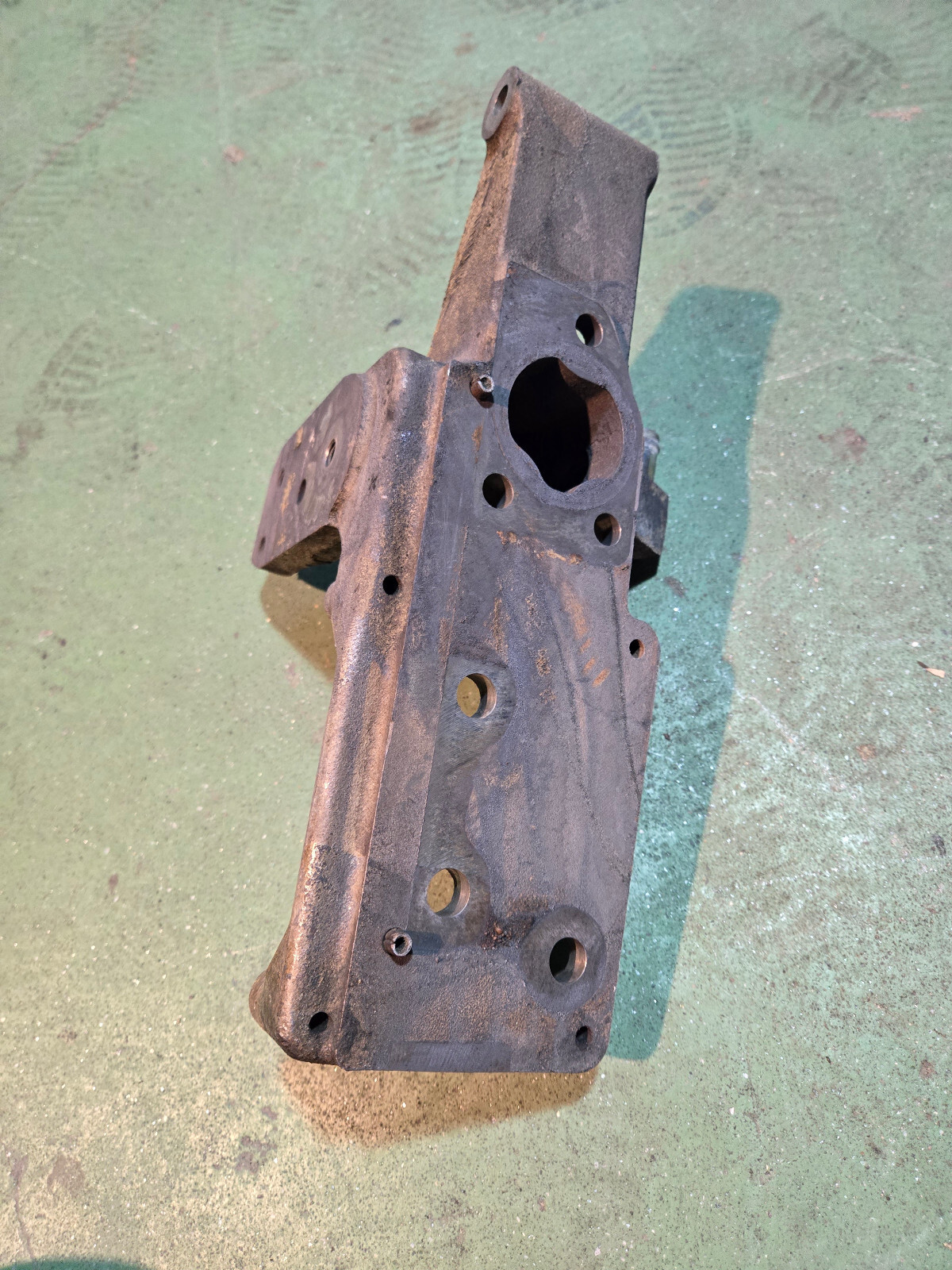 03-07 Dodge Ram Cummins 5.9L Engine Bracket 3957252 3957251 bracket - Picture 5 of 6