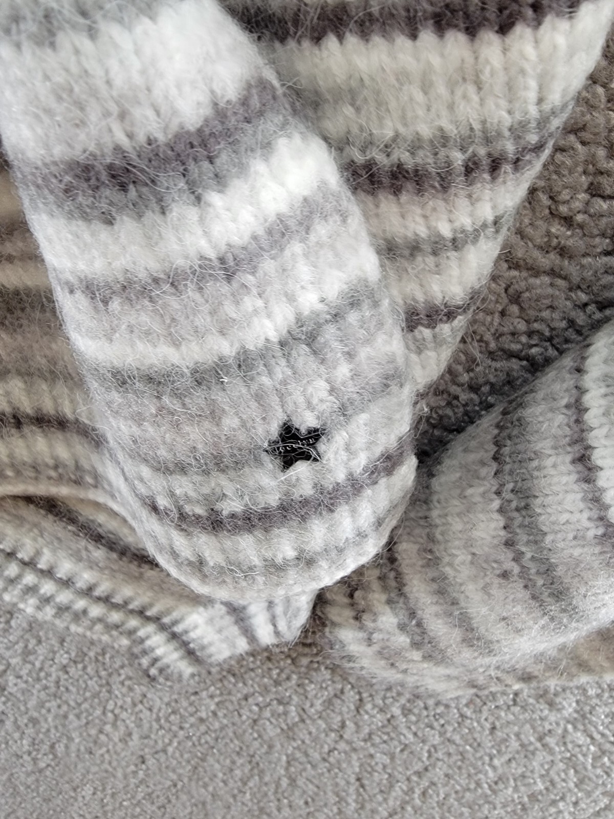 Jocelyn Space Dyed Knit Scarf Women's One Size Grey Multi Ribbed Hem Striped - Picture 8 of 11