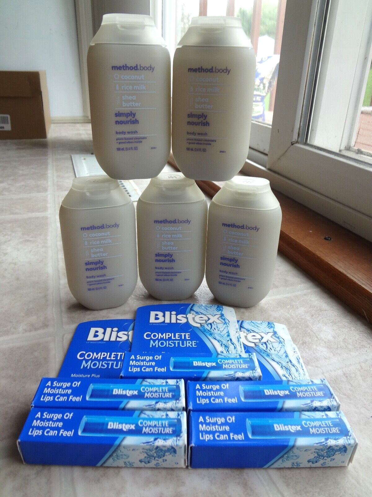 Method 3.4oz Coconut Rice Milk Shea Butter BodyWash & Blistex Moisture Lip Tubes