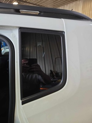 Used Left Quarter Glass fits: RENEGADE Left 15 16 17 18 19 20 21 22 23