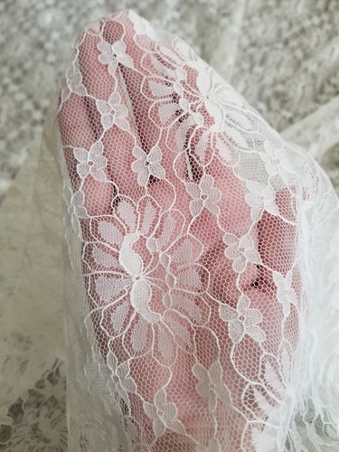 ANTIQUE VTG HANDMADE 84X130 LG NET LACE BEDSPREAD COVERLET IVORY TAMBOUR FLOWERS