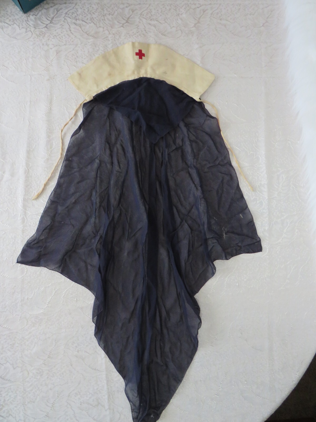 ANTIQUE WORLD WAR 1 WWI RED CROSS NURSES CAP & SHEER DARK BLUE VEIL 1917 AS-IS
