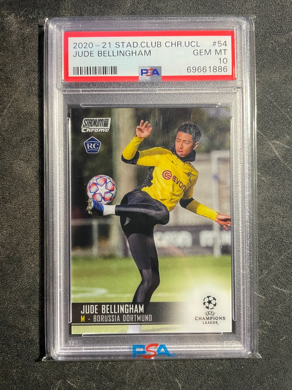 ベリンガム　topps stadium club 2021-22 Topps Stadium Club Chrome UCL Jude Bellingham Beam