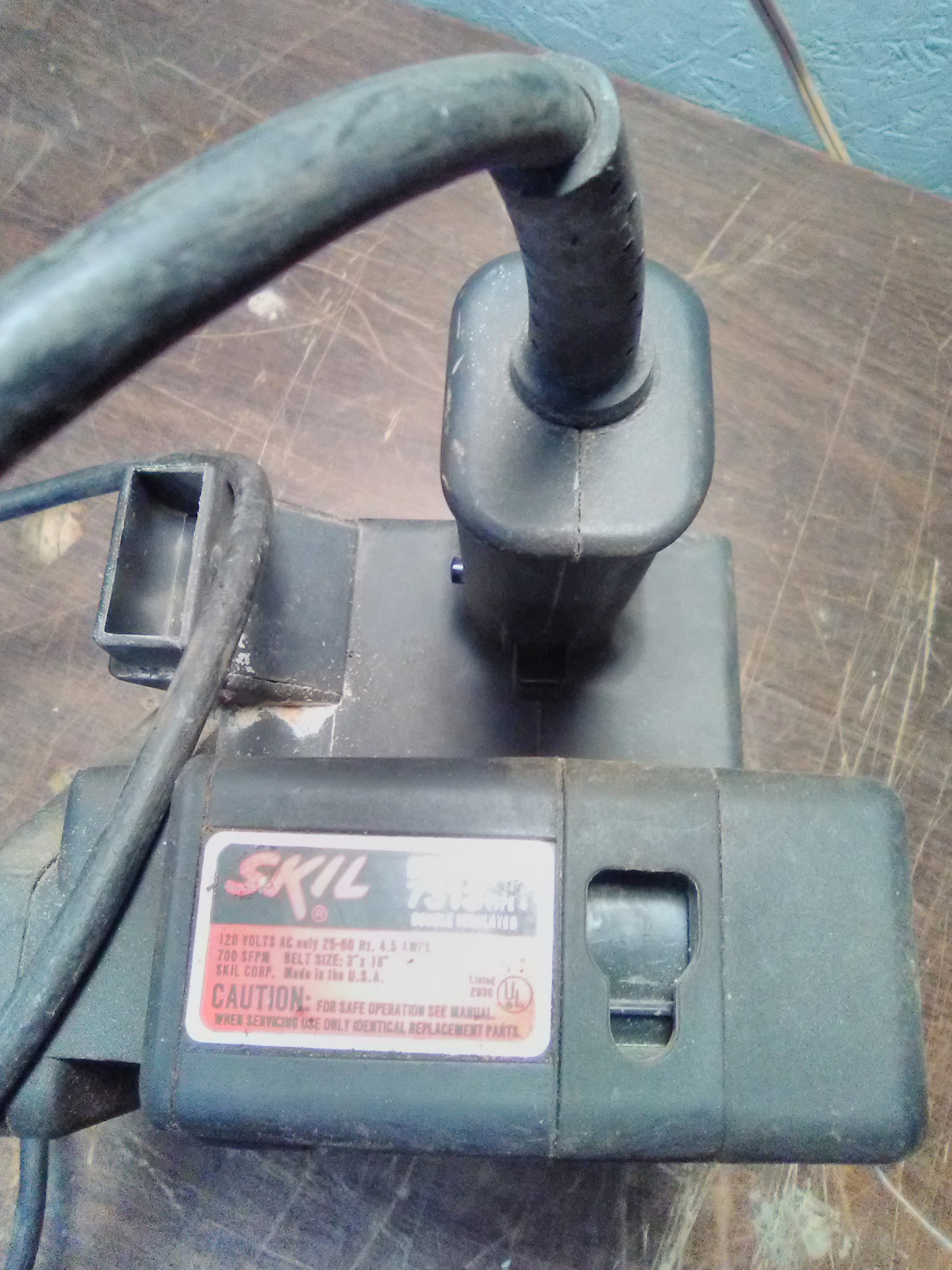 SKIL 3X18 INCH BELT SANDER