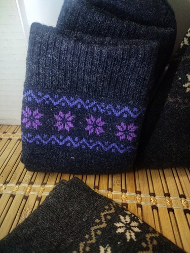 NinetoFiveLife Women's 100 % Wool Socks
