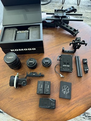  ️ 33.7hrs! RED Komodo 6K, BIG PKG   WC V-Mount, RED grip, Batts, 3x lens, 
