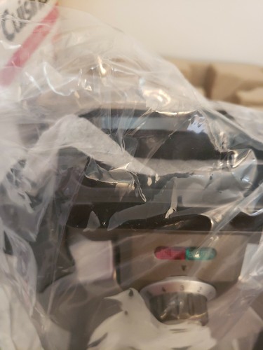 Cuisinart Waffle Maker WAFV100C Vertical