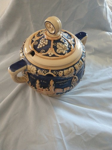 Antique German Tureen made by Steuler Keramik made between 1933-1950
