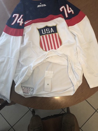 2014 Team USA Hockey Jersey 74 T.J. Oshie Large w/ Fighting Strap