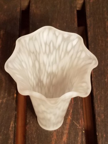 Vtg Mini White Tulip Lily Glass Lamp Light Shade Replacement 1 1/8