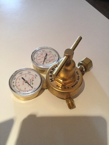 HARRIS 425-125 Regulator Cylinder Gas Air CGA E-4 0-200 PSI New No Box WOW
