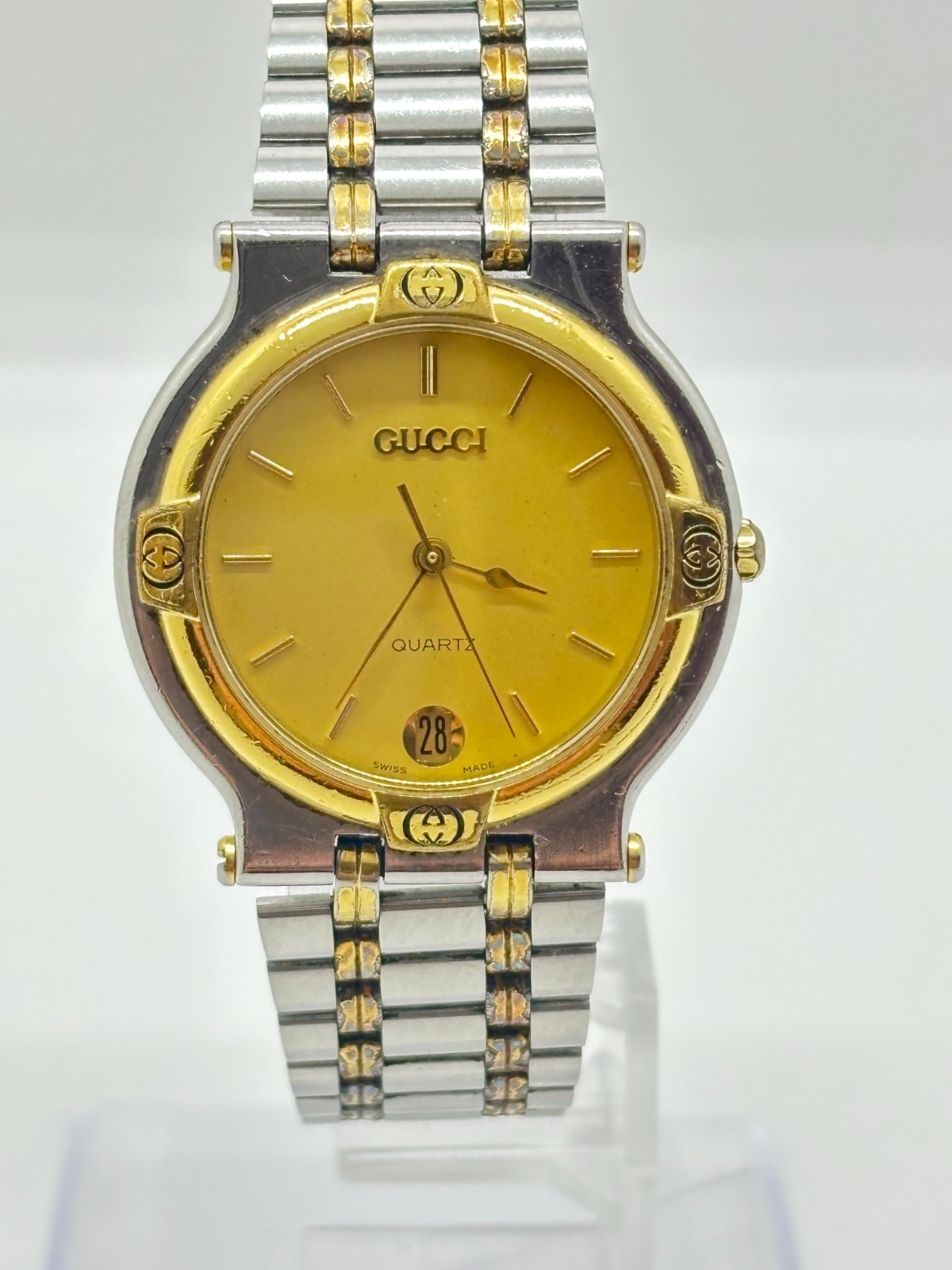Exc+5] GUCCI 9000M Men's Quartz Watch Gold Dial Date Vintage