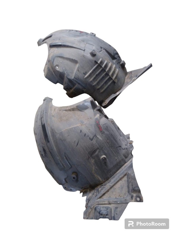 Passerelle AntÃ©Rieure Gauche Pour Mercedes Cls W218 276952 (10>17)