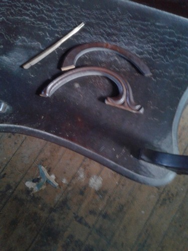 Antique Victorian Etagere