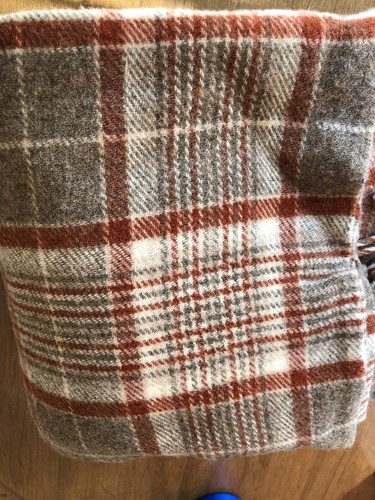 Pendleton wool stadium blanket brown plaid robe in a bag foam seat Case VTG