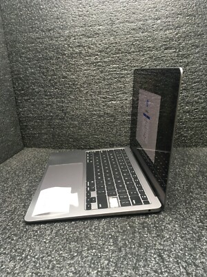 Apple MacBook Air 13 M1-8CGPU 3.2GHz 8GB RAM 256GB SSD MGN73LL/A A2337