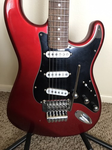 squire stratocaster by fender electric guitar MIJ 6 strength Tremolo Bridge SSS