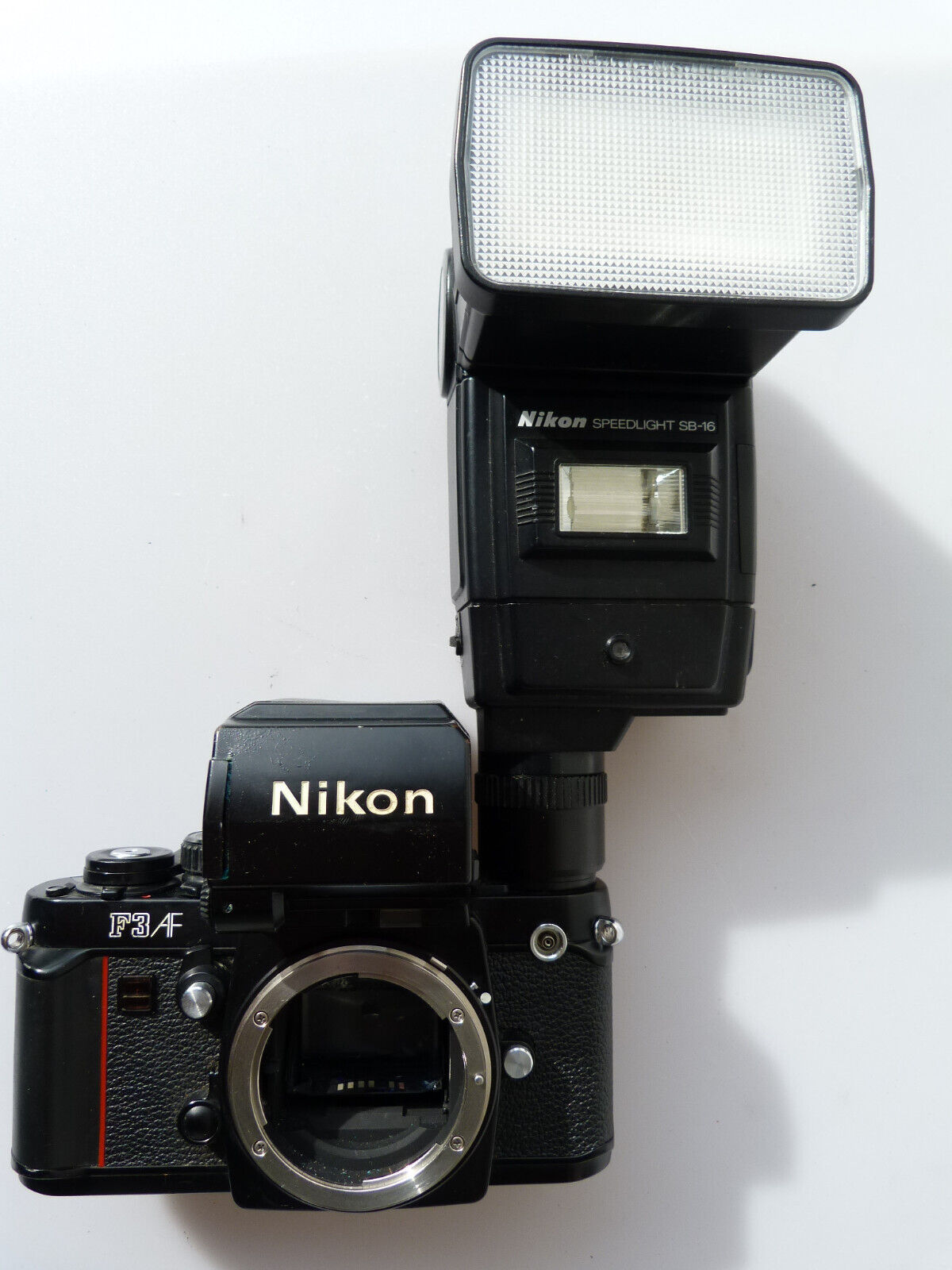 Nikon F3AF 35mm Film Camera,SB16 flash,AF finder DX1.Body Nikon F3AF 35mm Film Camera,SB16 flash,AF finder DX1.Body